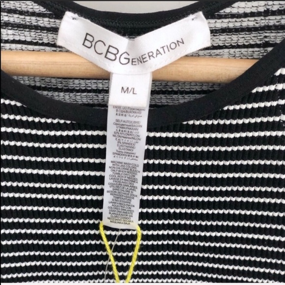 BCBG Striped Racerback Fitted Crop Top-Size M NWT - Picture 6 of 7